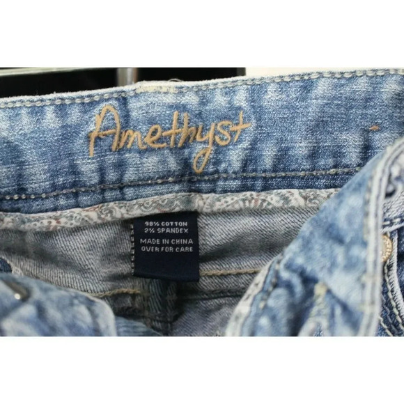 ladies Amethyst shorts size 5 - Picture 3 of 3